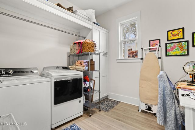 441 Bills Avenue, Ocean Springs, MS 39564