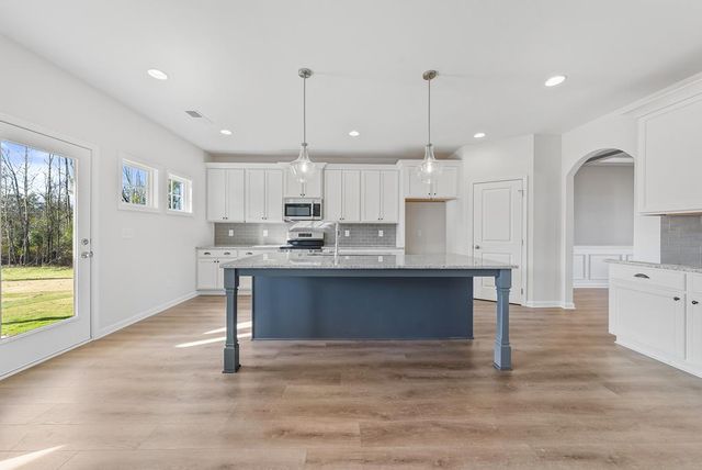 43 Lee Road 2235, Smiths Station, AL 36877