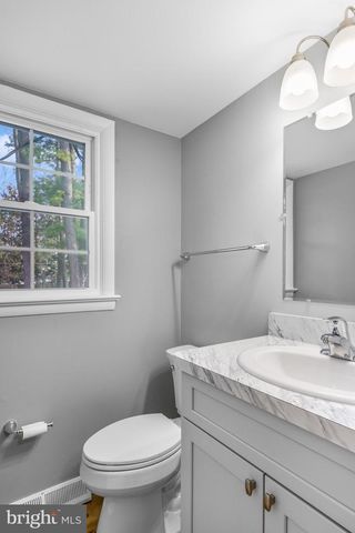 125 BRUNSWICK RD, Stephens City, VA 22655