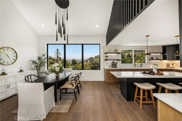 3566 Beverly Glen, Sherman Oaks, CA 91423