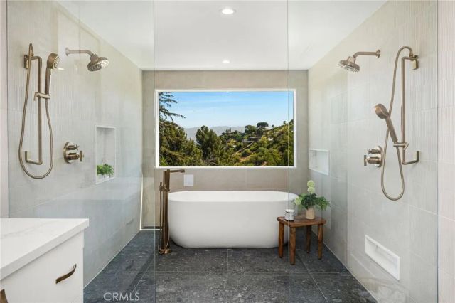 3566 Beverly Glen, Sherman Oaks, CA 91423