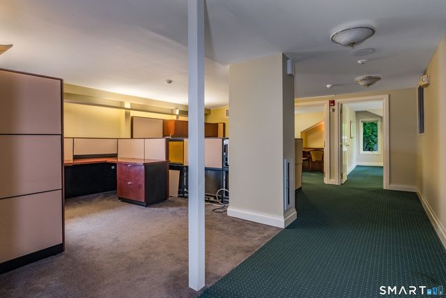 3 Essex Square, Essex, CT 06426