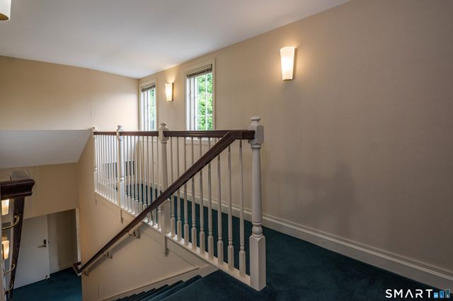 3 Essex Square, Essex, CT 06426