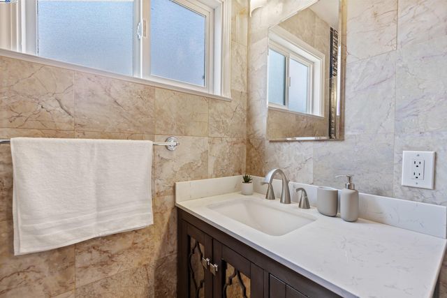 33528 13th street, Union City, CA 94587