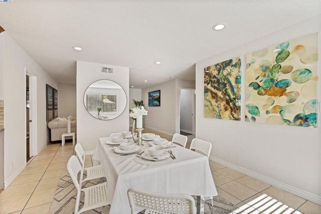 33528 13th street, Union City, CA 94587