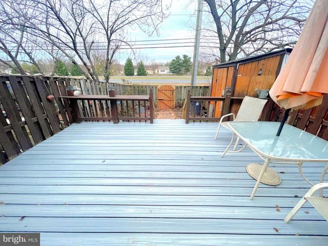 8813 VICKSBURG CT, Manassas, VA 20109