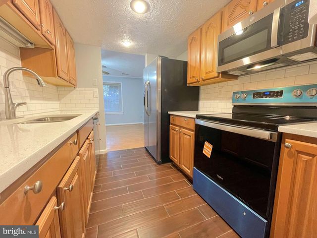 8813 VICKSBURG CT, Manassas, VA 20109