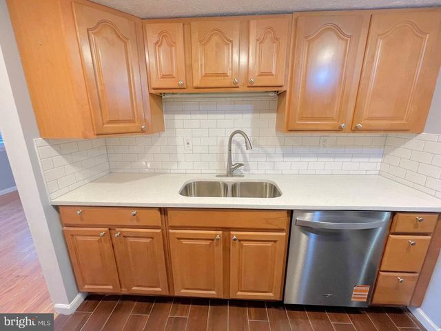 8813 VICKSBURG CT, Manassas, VA 20109