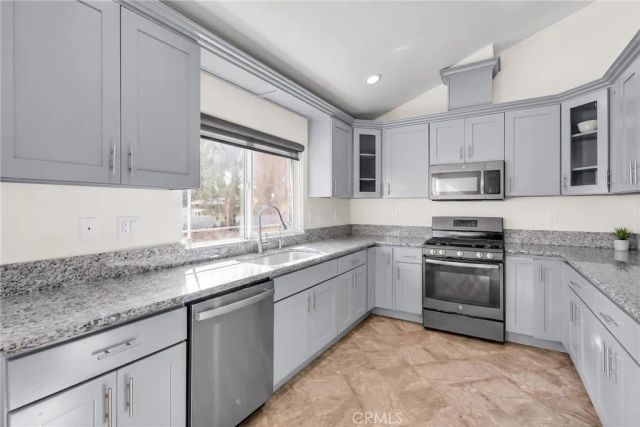 6800 Arlington, Riverside, CA 92504