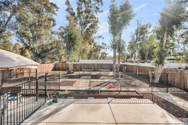 6800 Arlington, Riverside, CA 92504