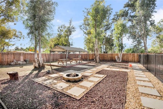 6800 Arlington, Riverside, CA 92504