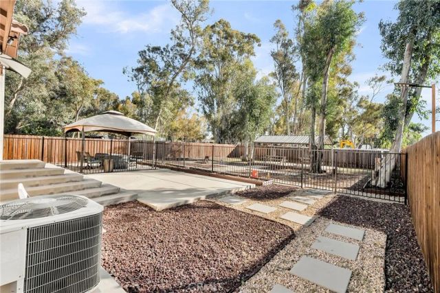6800 Arlington, Riverside, CA 92504