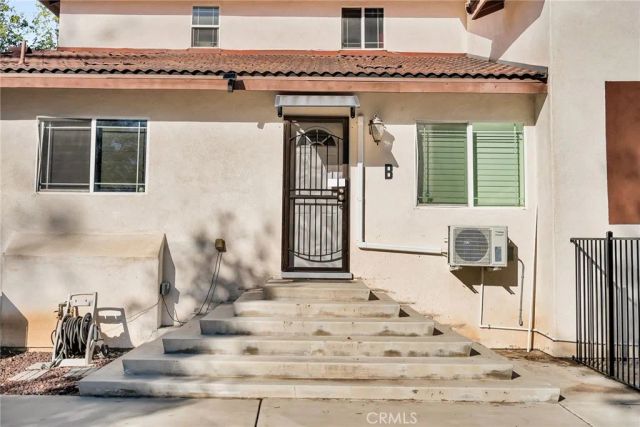 6800 Arlington, Riverside, CA 92504