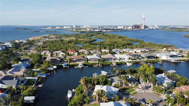 6612 BLACKFIN WAY, Apollo Beach, FL 33572