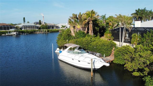 6612 BLACKFIN WAY, Apollo Beach, FL 33572