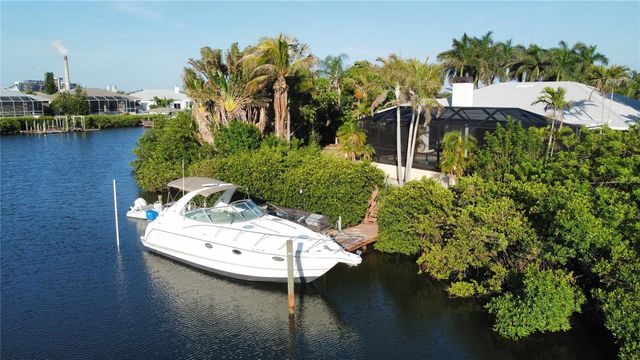6612 BLACKFIN WAY, Apollo Beach, FL 33572