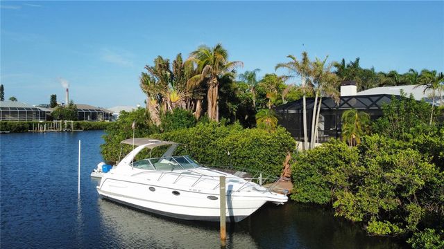 6612 BLACKFIN WAY, Apollo Beach, FL 33572