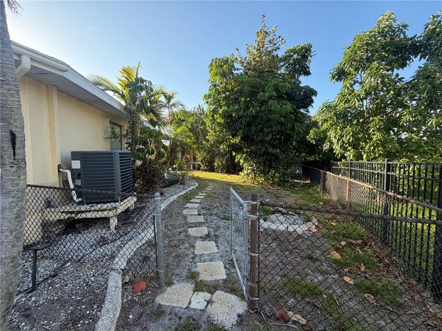 6612 BLACKFIN WAY, Apollo Beach, FL 33572