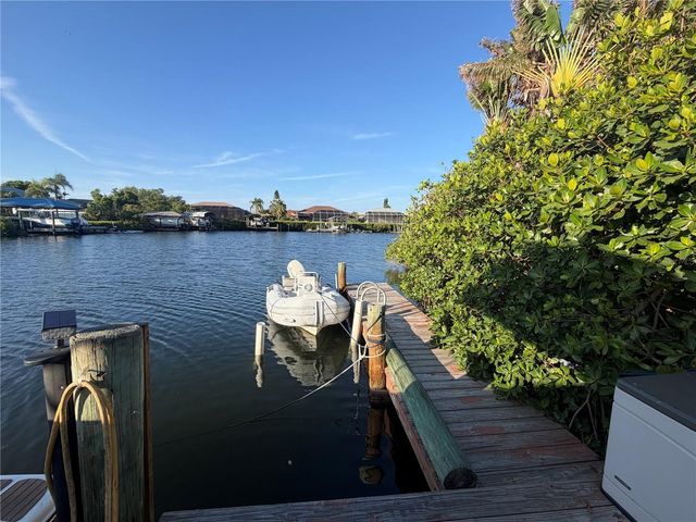 6612 BLACKFIN WAY, Apollo Beach, FL 33572