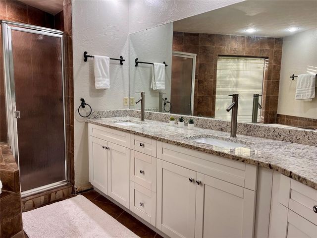6612 BLACKFIN WAY, Apollo Beach, FL 33572