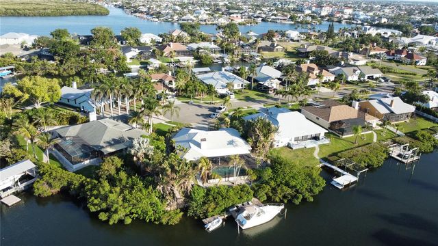 6612 BLACKFIN WAY, Apollo Beach, FL 33572