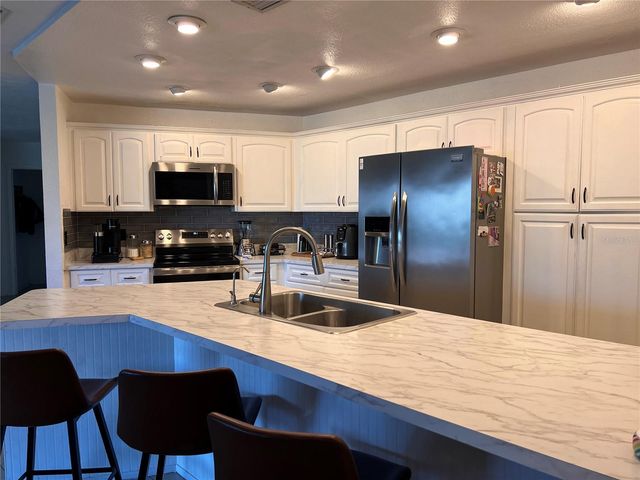 6612 BLACKFIN WAY, Apollo Beach, FL 33572