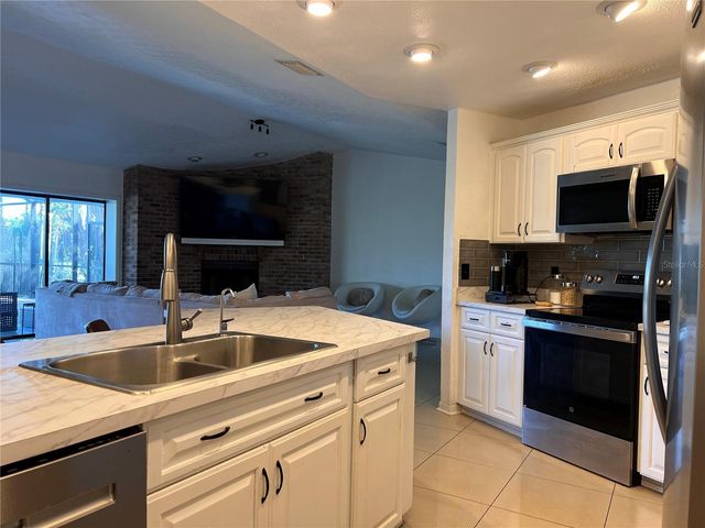 6612 BLACKFIN WAY, Apollo Beach, FL 33572