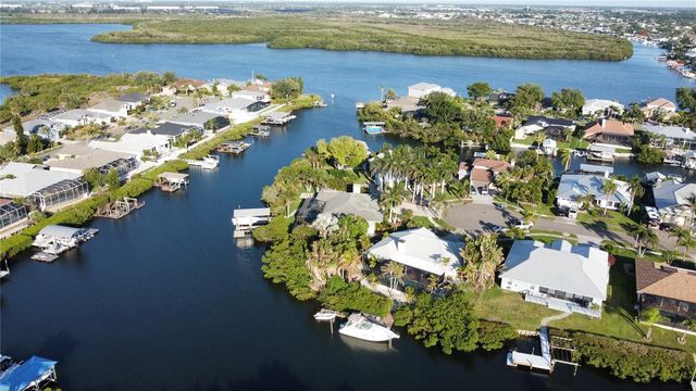 6612 BLACKFIN WAY, Apollo Beach, FL 33572