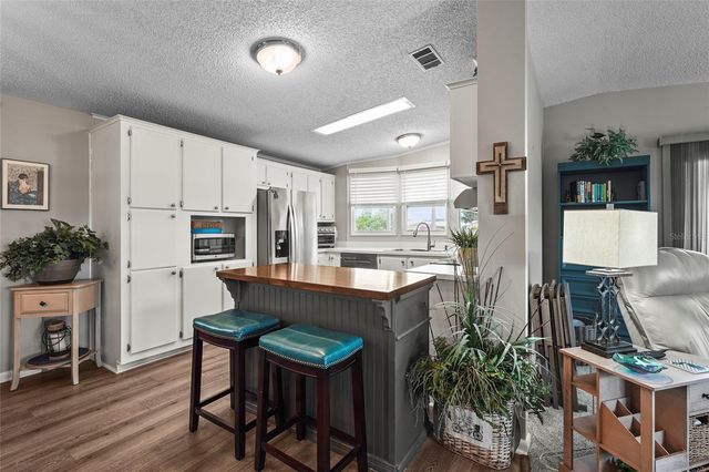 8470 IMPERIAL CIRCLE, Palmetto, FL 34221