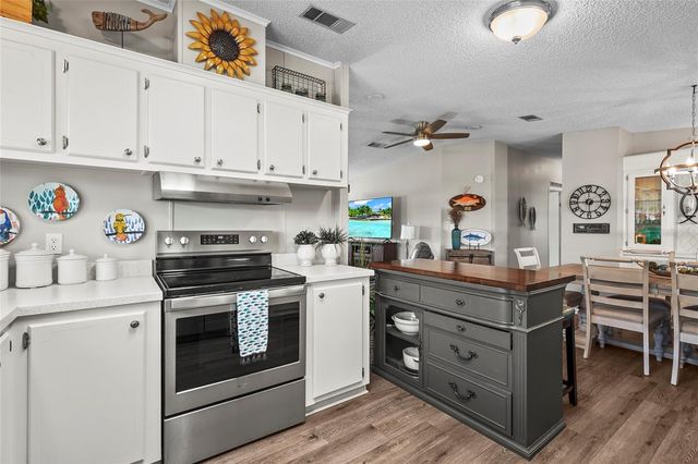 8470 IMPERIAL CIRCLE, Palmetto, FL 34221