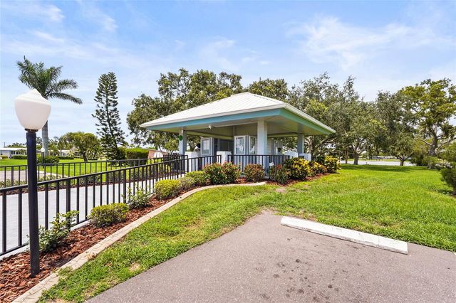 8470 IMPERIAL CIRCLE, Palmetto, FL 34221