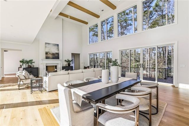 825 Kenry Court, Atlanta, GA 30342