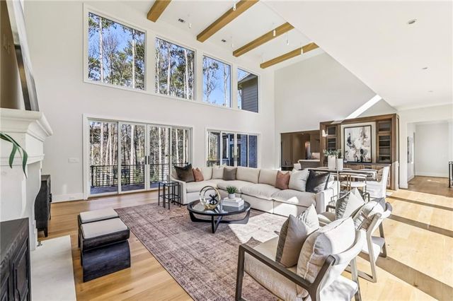 825 Kenry Court, Atlanta, GA 30342