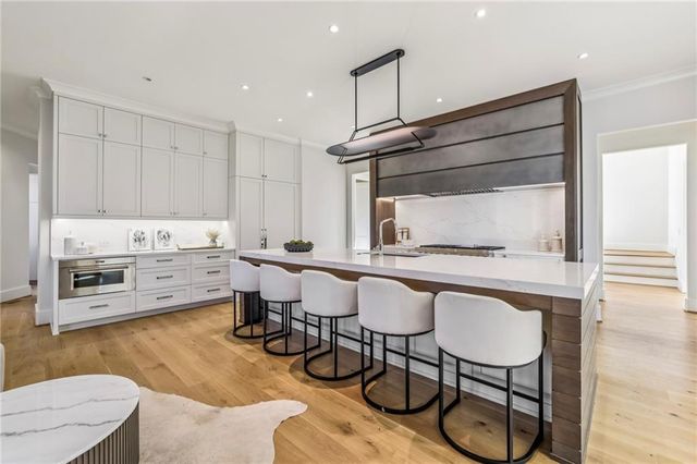 825 Kenry Court, Atlanta, GA 30342