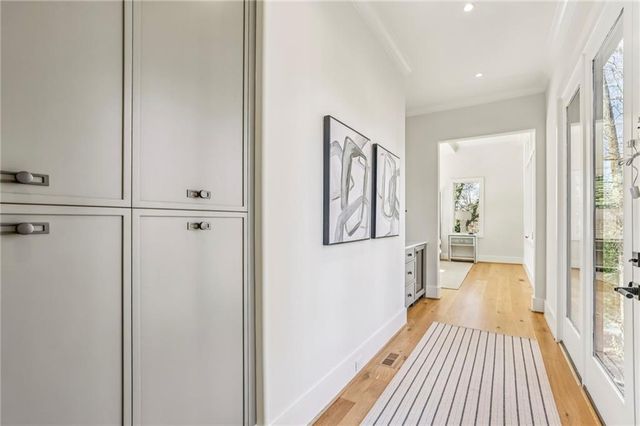 825 Kenry Court, Atlanta, GA 30342