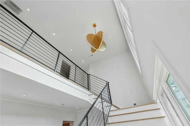 825 Kenry Court, Atlanta, GA 30342