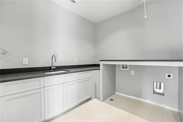 825 Kenry Court, Atlanta, GA 30342