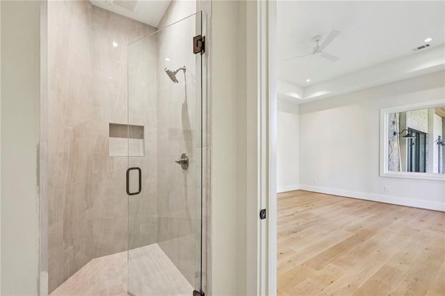 825 Kenry Court, Atlanta, GA 30342