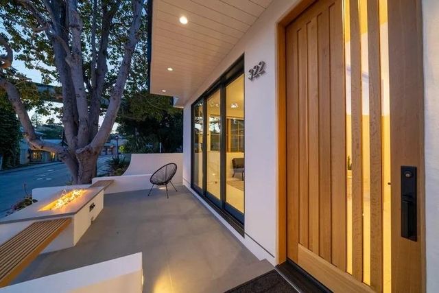 322 Capitola Avenue, Capitola, CA 95010