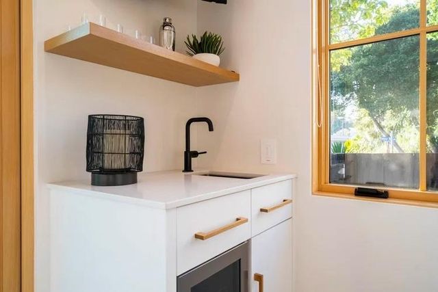 322 Capitola Avenue, Capitola, CA 95010