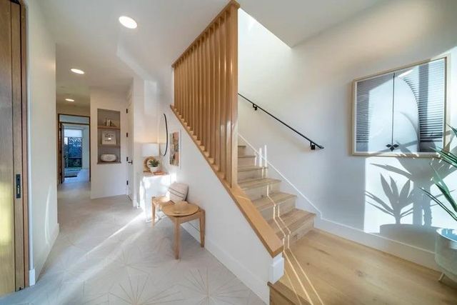 322 Capitola Avenue, Capitola, CA 95010