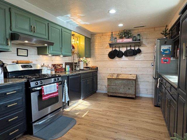 12459 Co Road 5-402 B, Ava, MO 65608