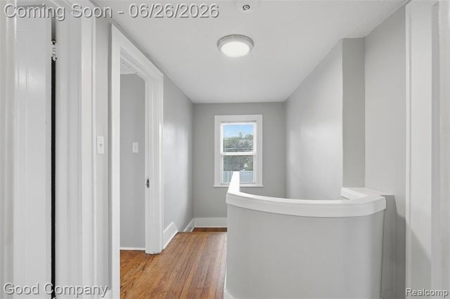 1956 Pinecrest Drive, Ferndale, MI 48220