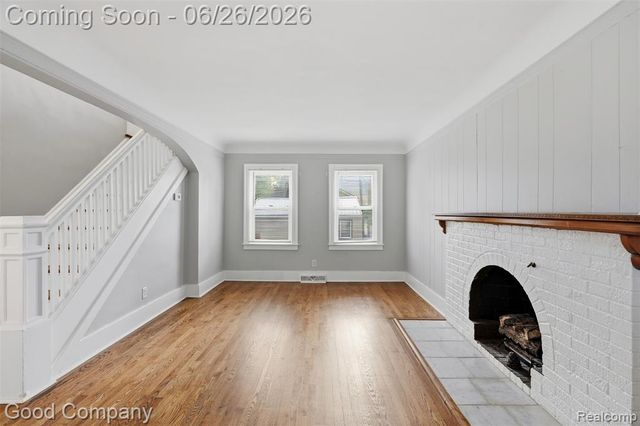 1956 Pinecrest Drive, Ferndale, MI 48220