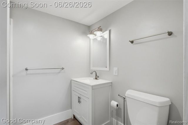 1956 Pinecrest Drive, Ferndale, MI 48220