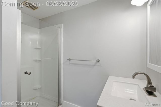 1956 Pinecrest Drive, Ferndale, MI 48220