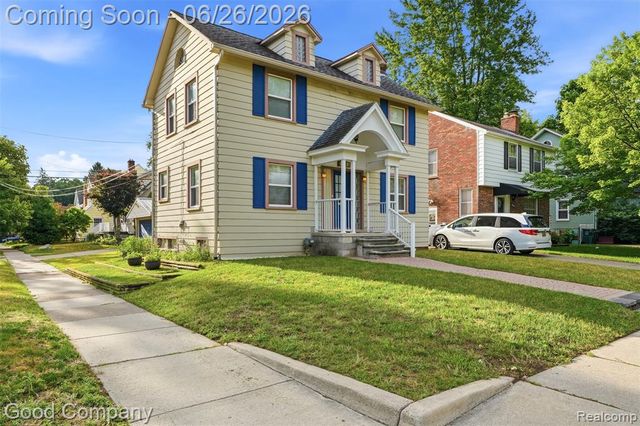 1956 Pinecrest Drive, Ferndale, MI 48220