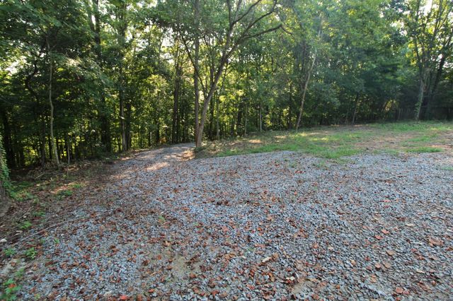1 Bandy Rd, Ashland City, TN 37015