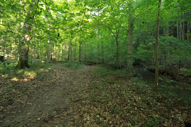 1 Bandy Rd, Ashland City, TN 37015