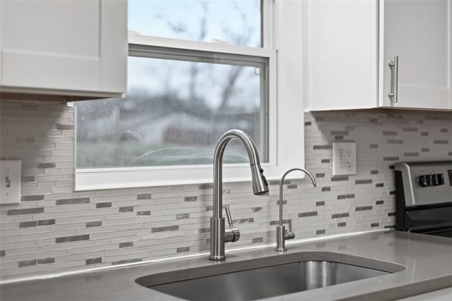 5843 Wilson Dr, Bethel Park, PA 15102